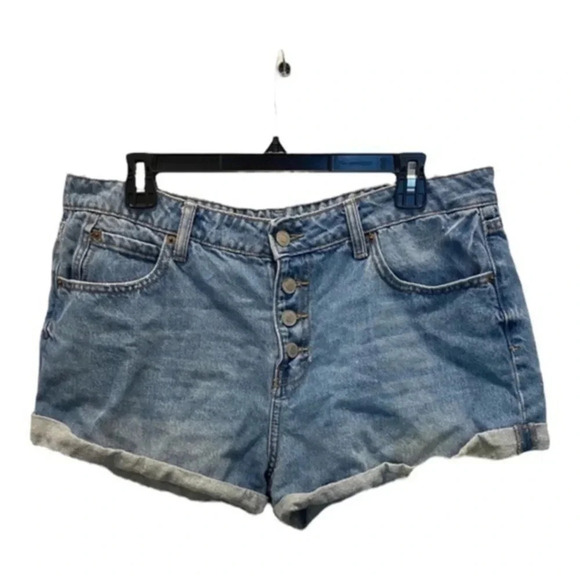 Vanilla Star Button Up Denim Shorts Size 13 Light Wash Summer - Picture 1 of 5